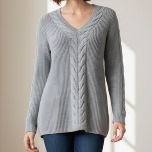 ❤️NWT Gray Westport Sweater (size Large)❤️